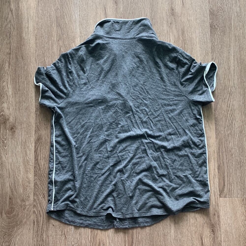 Stars Above Button‎ Front Short Sleeve Pajama Top Grey Medium - Picture 3 of 3